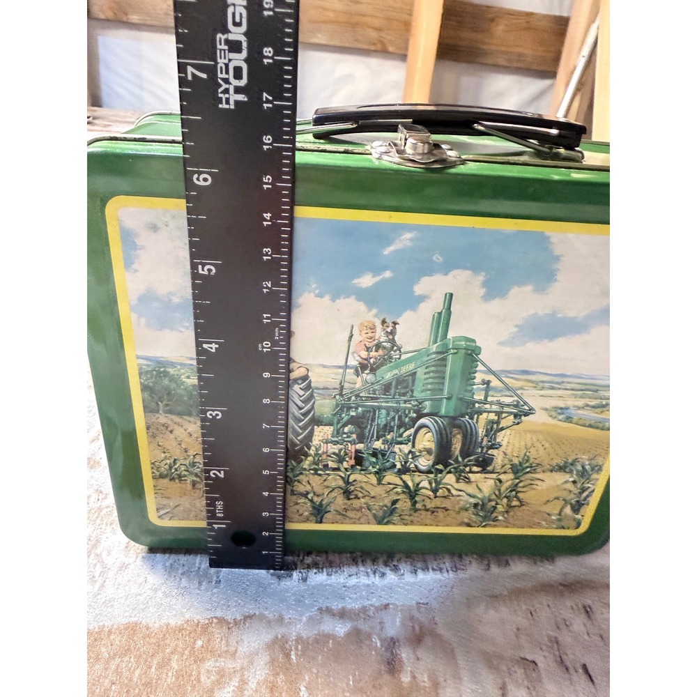 John Deere Vintage Style Metal Lunch Box Green Tractor Farm Scene Collectible - Picture 4 of 5